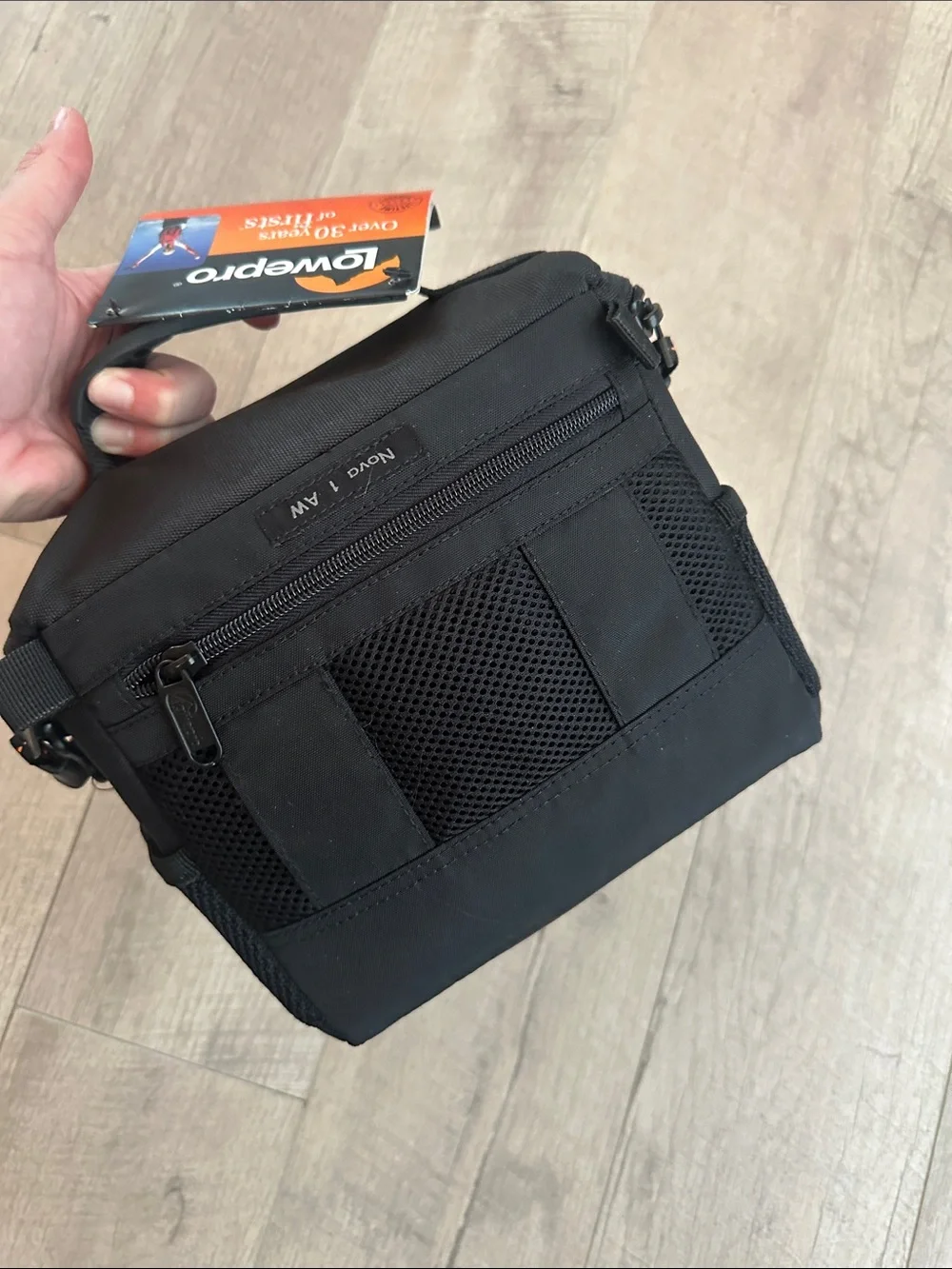 NWT Lowepro Nova 1 AW Black Camera Bag
